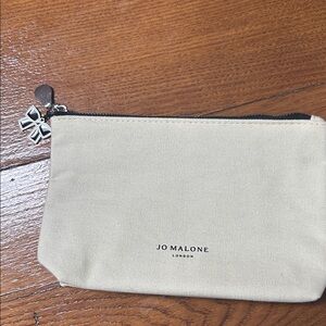 Jo Malone Beige Pouch with Bow Charm